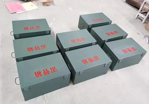 永靖炸药箱和雷管箱一般是怎么存放的？