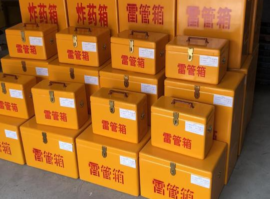 永靖玻璃钢雷管箱的使用寿命一般是多少？